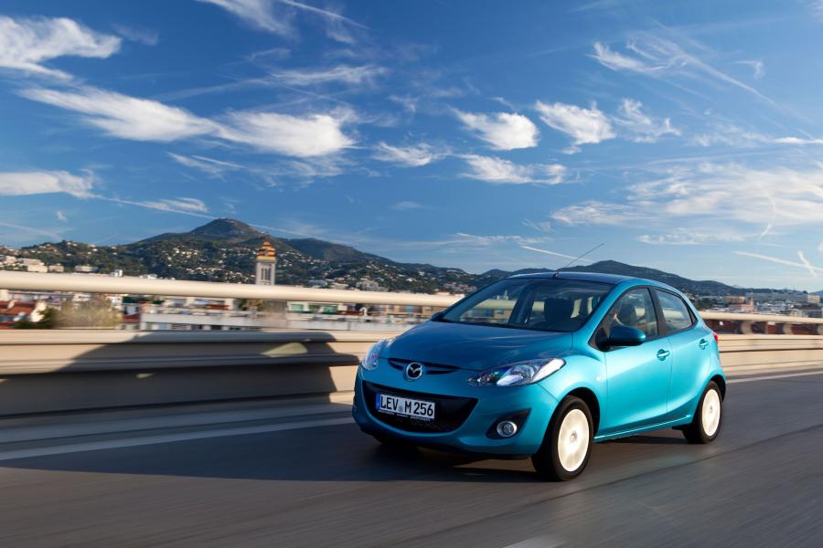  Mazda2 2010 года  (фото 65 из 183)